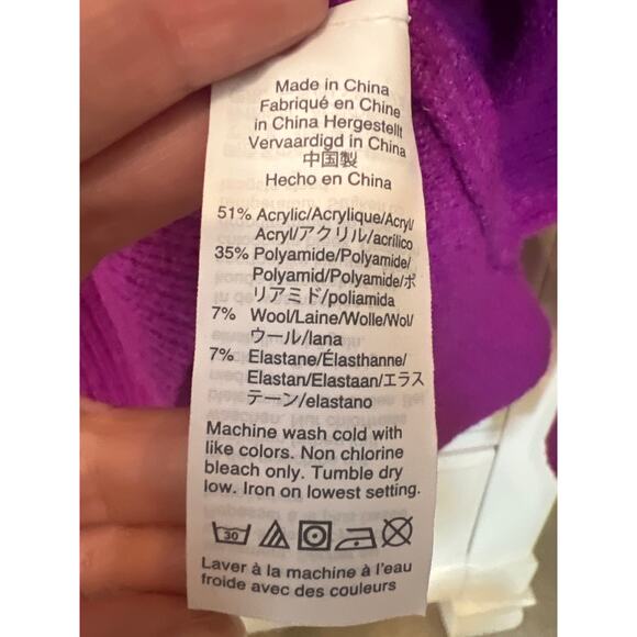 J. Crew Magenta Purple Wool Crewneck Pullover Sweater Women's Size XS Preppy - Picture 3 of 5